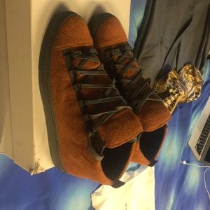 Balenciaga Arena Hi Orange Eu 42 US 10-10.5